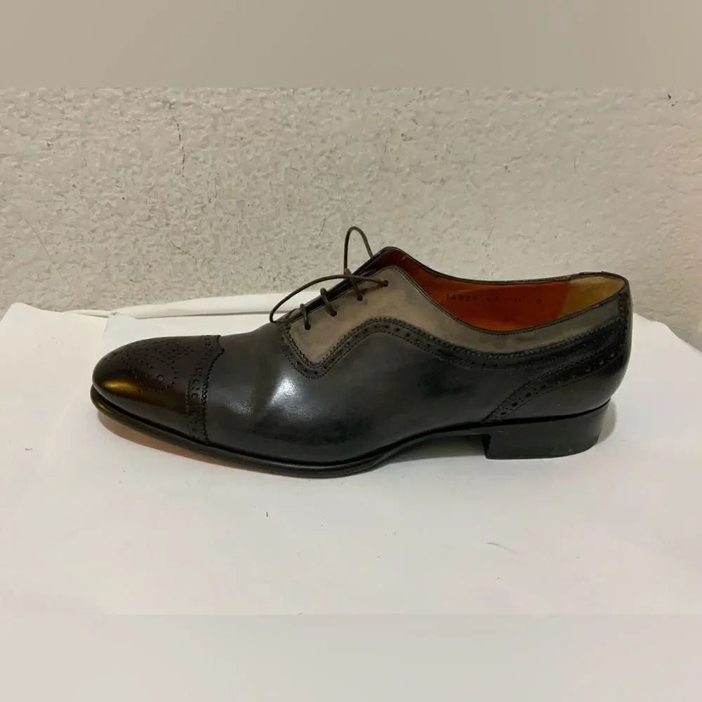 Santoni wingtip Shoes Goodyear welted features orange leather sole size 9